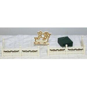 Dept 56 Christmas Village white Light Up Fence San